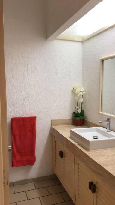 Hermoso Apartamento En Manzanillo Con Alberca Y Cancha De Tenis, Ideal Para Relajarse Y Disfrutar De Una Escapada Tranquila En El Paraiso Tropical Exteriör bild