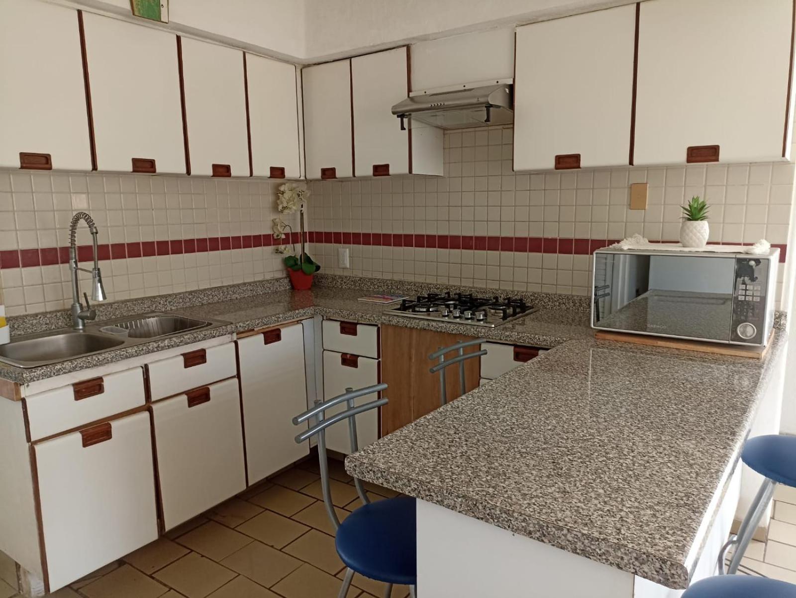 Hermoso Apartamento En Manzanillo Con Alberca Y Cancha De Tenis, Ideal Para Relajarse Y Disfrutar De Una Escapada Tranquila En El Paraiso Tropical Exteriör bild